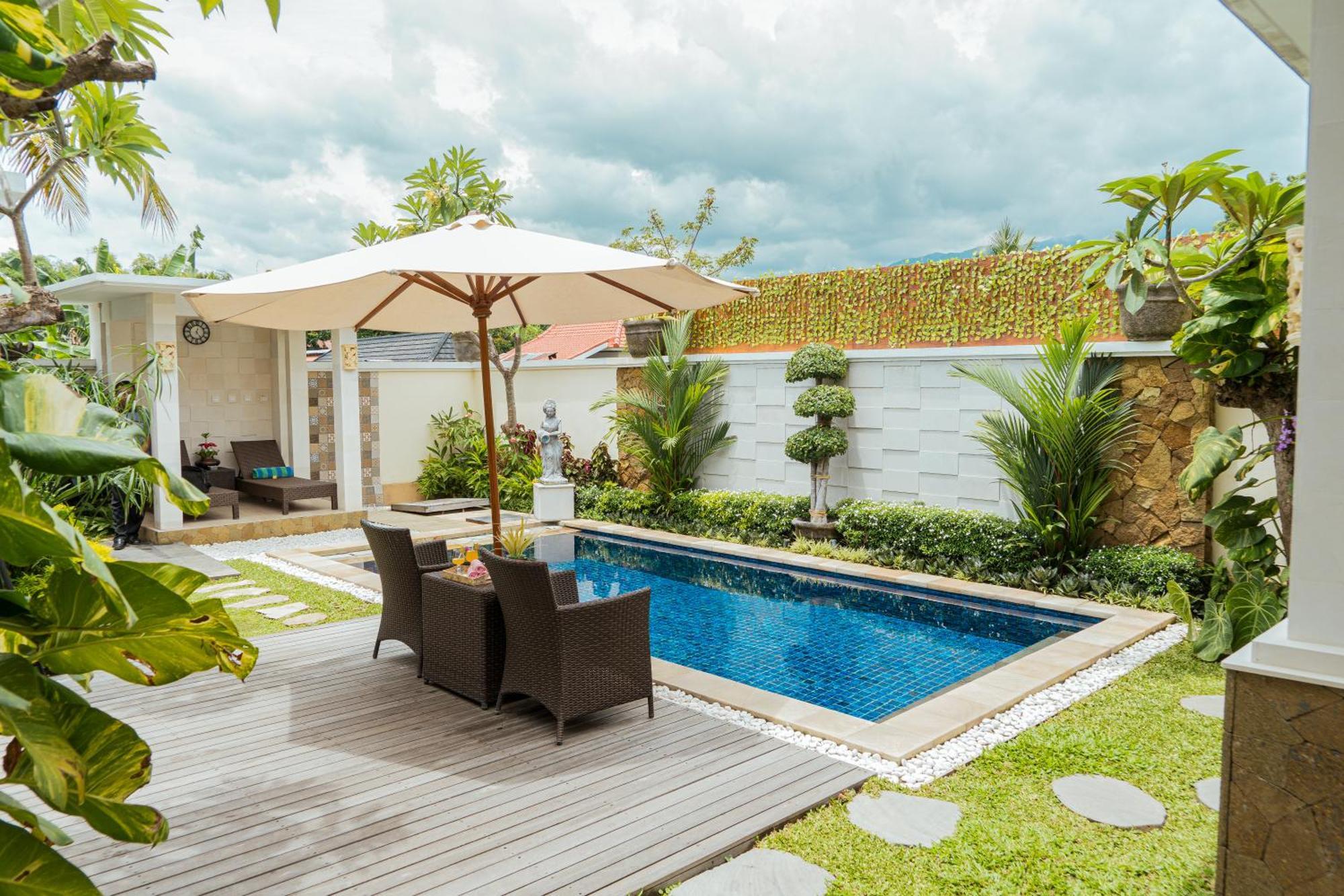 Villa Nugraha Lovina Private Pool Singaraja エクステリア 写真